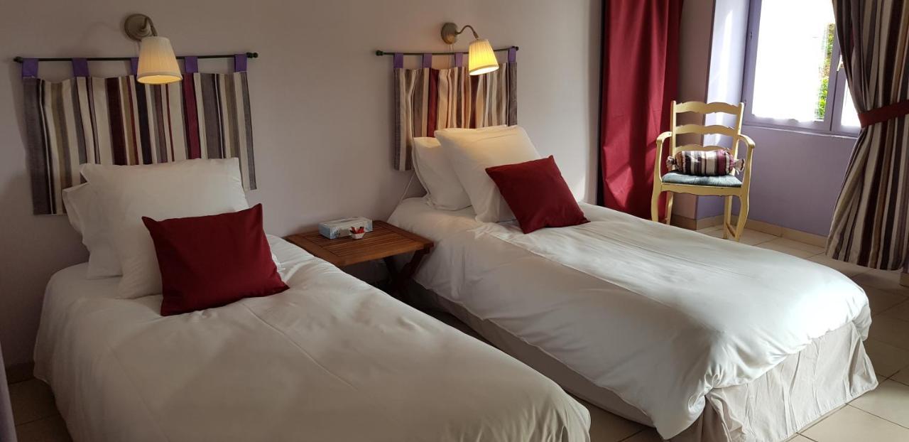 Bleu Bonheur Bed & Breakfast Dennevy Luaran gambar