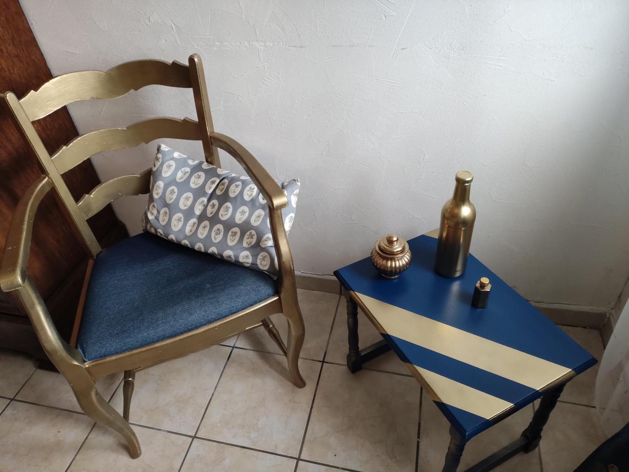 Bleu Bonheur Bed & Breakfast Dennevy Bilik gambar